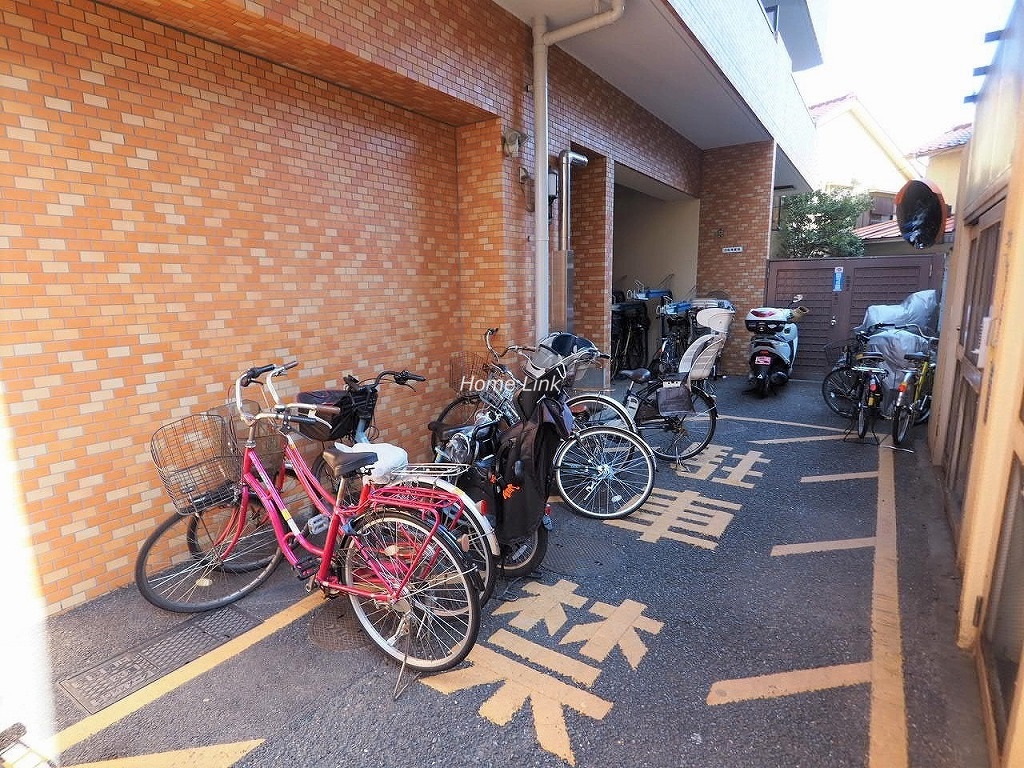 ライオンズマンション池袋要町第2　駐輪場